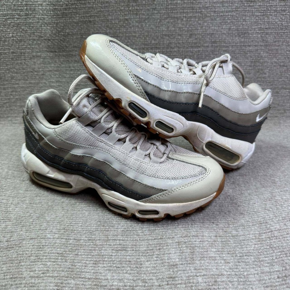 Nike Air Max 95 Womens 8.5 Grey Gum Sole Athletic Streetwear 307960-011